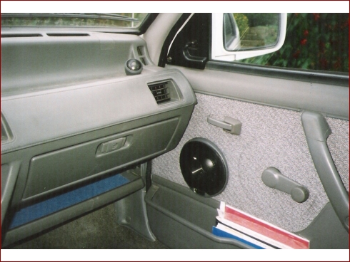 Nissan Micra (K10) 1.2 LX - Fahrzeugbild 2 von 9