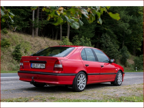 Nissan Primera (P10) 2.0 Invitation - Fahrzeugbild 4 von 9